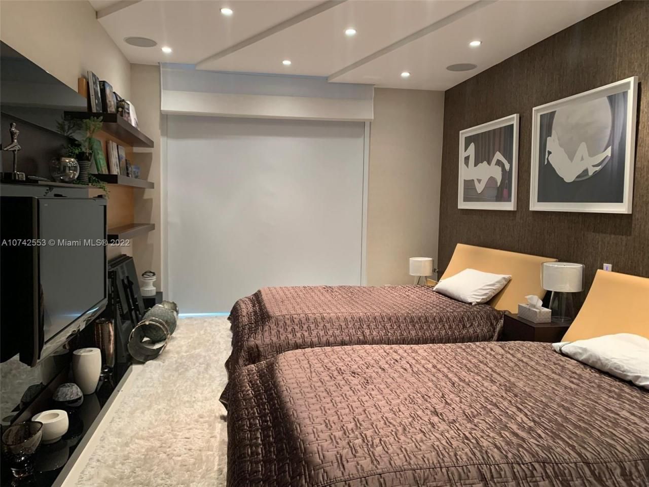 3802 NE 207th St, Unit 2802, Aventura, FL 33180 Photo