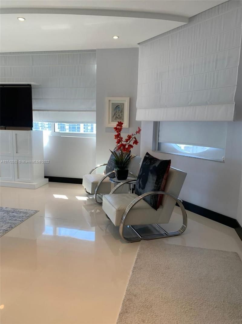 3802 NE 207th St, Unit 2802, Aventura, FL 33180 Photo