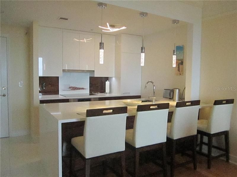 750 N Tamiami Trail, Unit 705, Sarasota, FL 34236 Photo