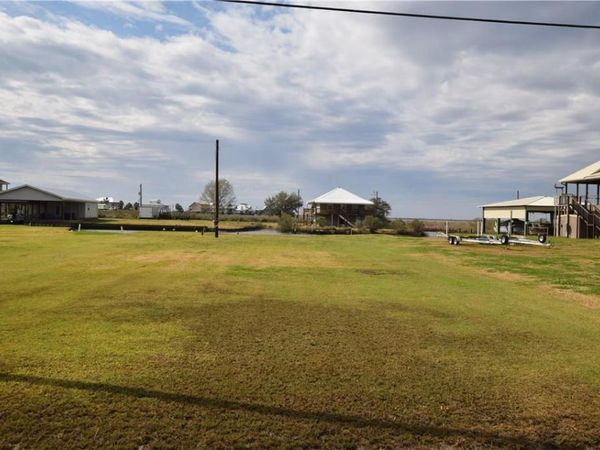 9454 Big Lake Road, Lake Charles, LA 70605