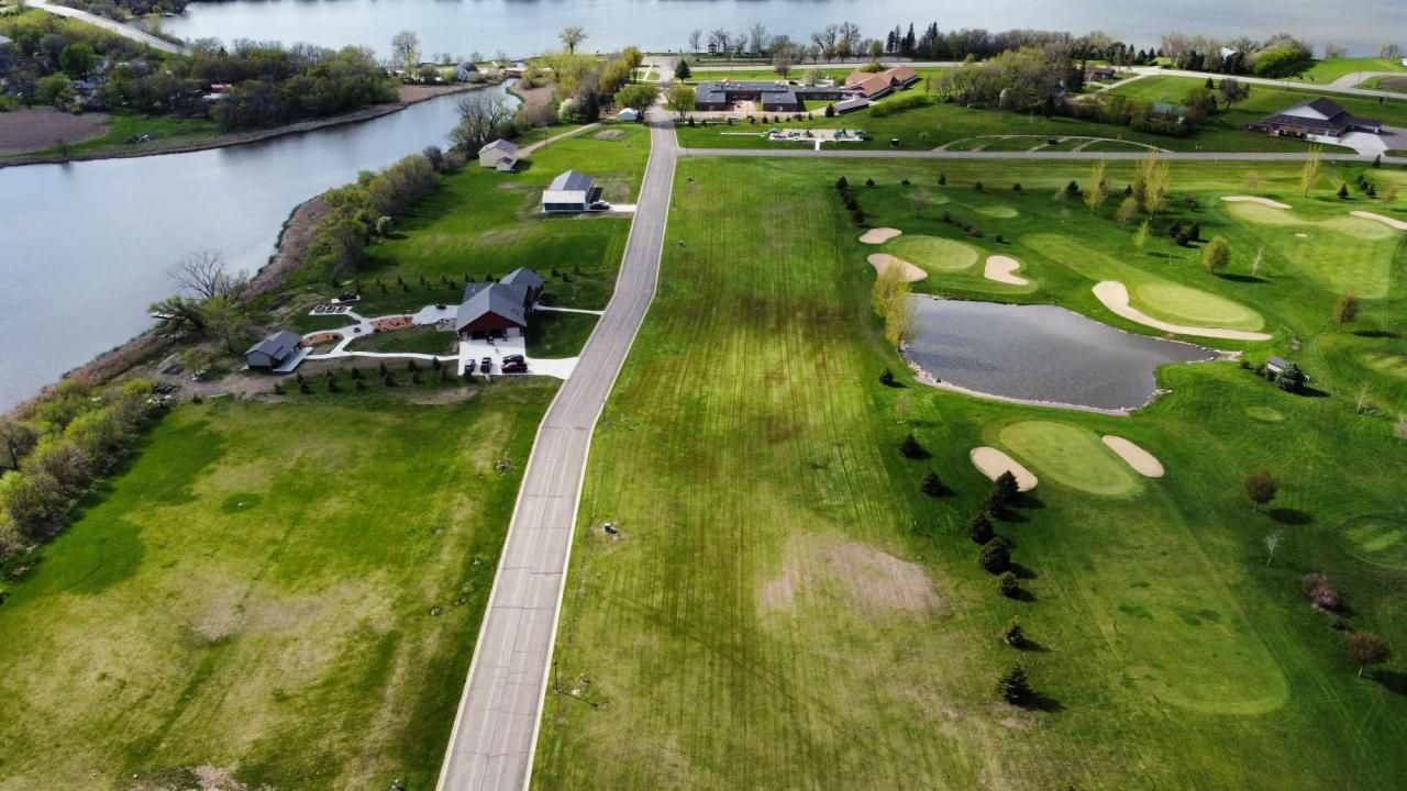 2031 Eastbay Ave, Balaton, MN 56115