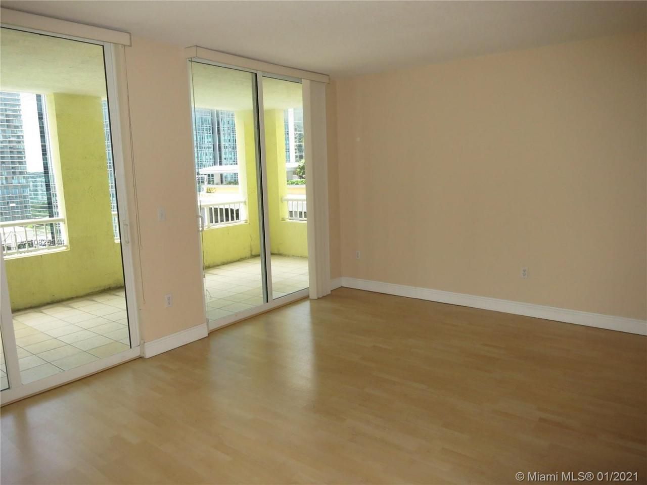 170 SE 14th St, Unit 1507, Miami, FL 33131 Photo