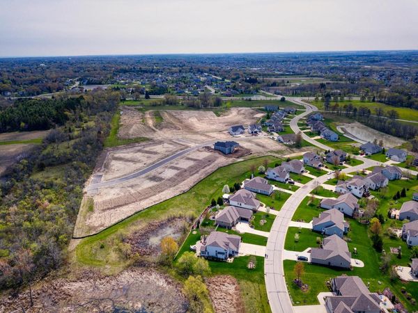 3306 BERGAMONT DRIVE, Racine, WI 53406