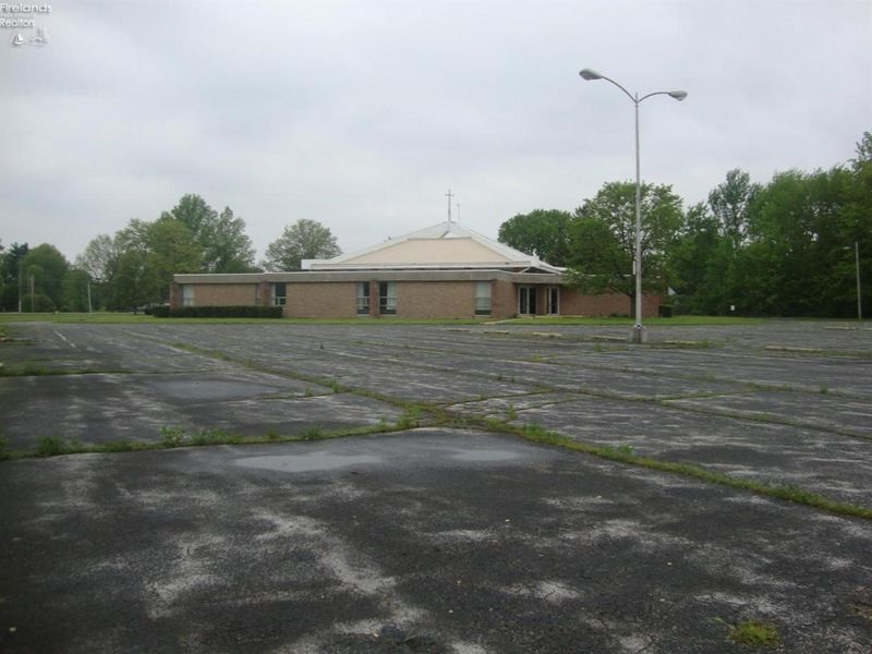 4481 N US 23, Fostoria, OH 44830 Photo 3