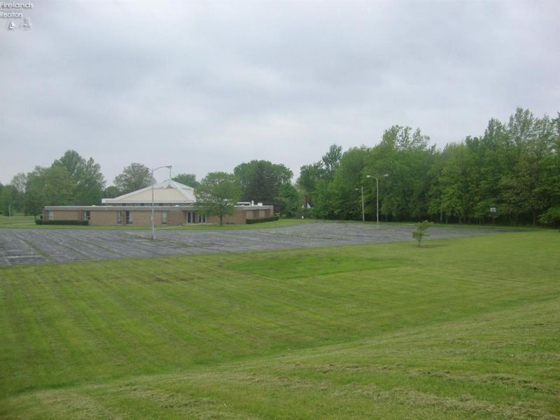 4481 N US 23, Fostoria, OH 44830 Photo 4