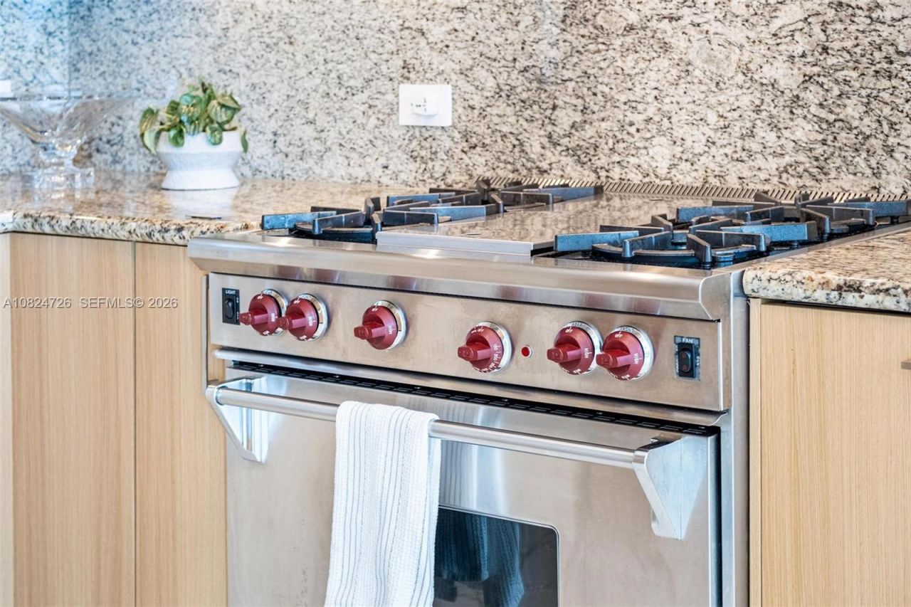 17875 Collins Ave, Unit 2602, Sunny Isles Beach, FL 33160 Photo