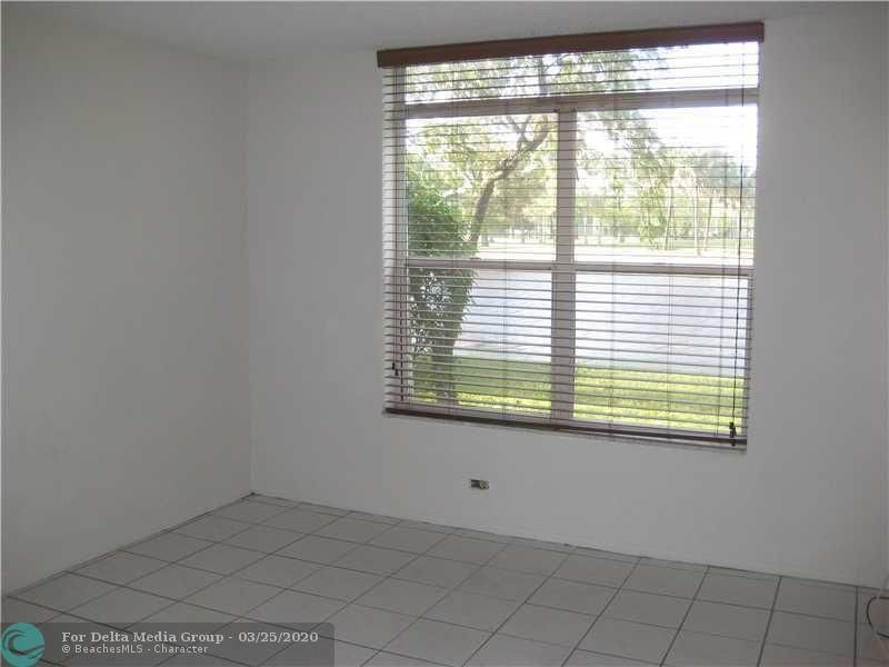 3750 Inverrary Drive, Unit 1B, Lauderhill, FL 33319 Photo