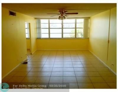 251 174, Unit 118, Sunny Isles Beach, FL 33160 Photo