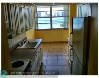 251 174, Unit 118, Sunny Isles Beach, FL 33160 Photo