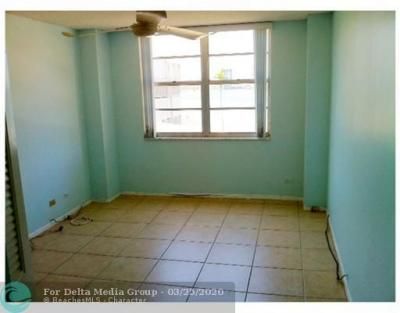 251 174, Unit 118, Sunny Isles Beach, FL 33160 Photo