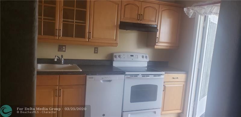 8705 NW 38th Drive, Unit 7B, Coral Springs, FL 33065 Photo