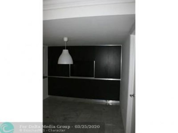 1915 Brickell Avenue, Unit 1104C, Miami, FL 33129
