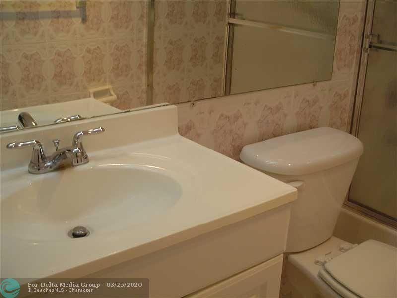 8940 S Hollybrook Bl, Unit 306, Pembroke Pines, FL 33025 Photo