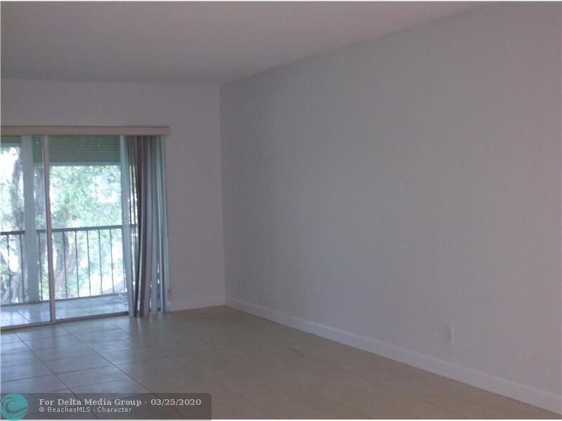 8940 S Hollybrook Bl, Unit 306, Pembroke Pines, FL 33025 Photo