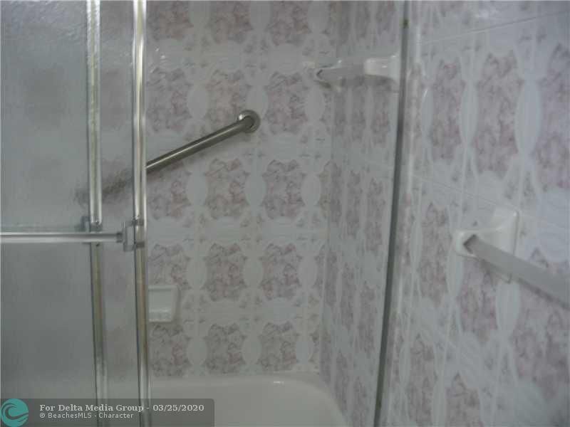 8940 S Hollybrook Bl, Unit 306, Pembroke Pines, FL 33025 Photo