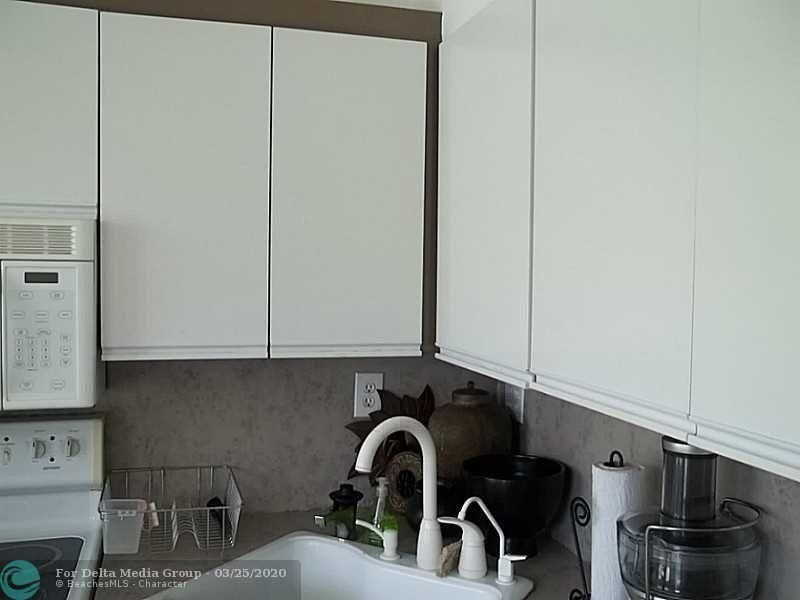 5910 Morningstar Cir, Unit 202, Delray Beach, FL 33484 Photo