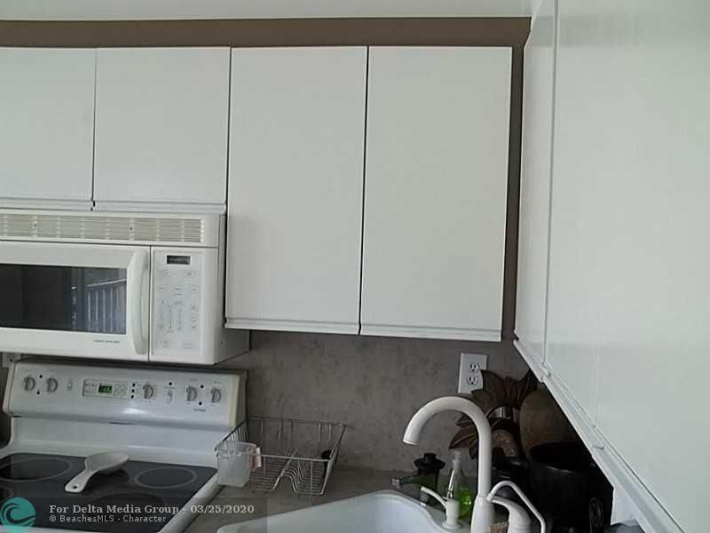 5910 Morningstar Cir, Unit 202, Delray Beach, FL 33484 Photo