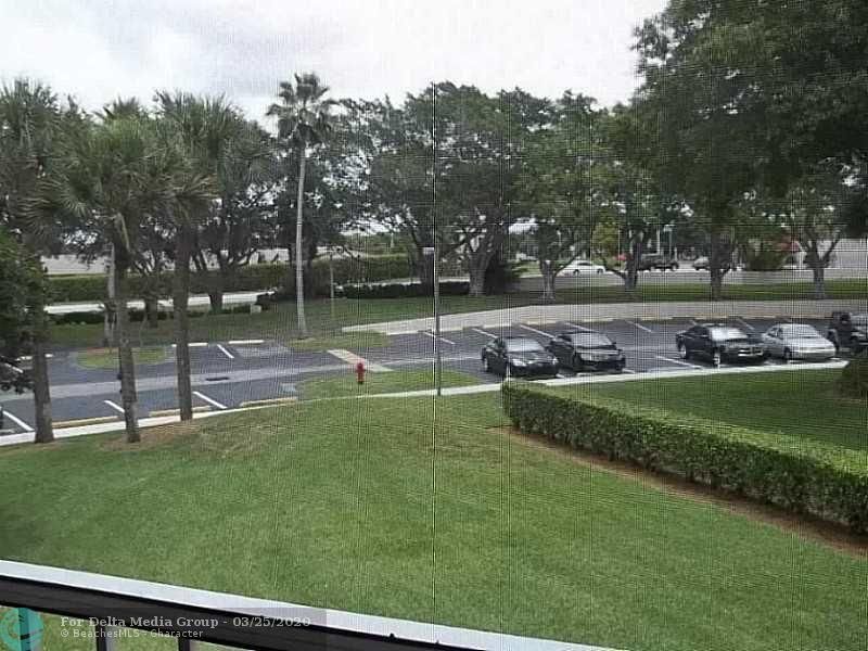 5910 Morningstar Cir, Unit 202, Delray Beach, FL 33484 Photo
