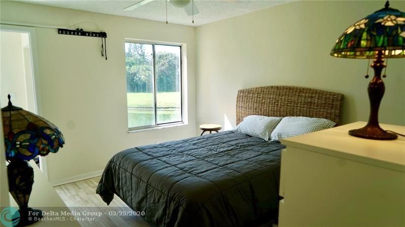 3330 N Pinewalk Drive, Unit 1625, Margate, FL 33063 Photo