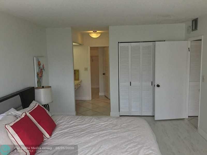 2500 Parkview Dr, Unit 1519, Hallandale Beach, FL 33009 Photo