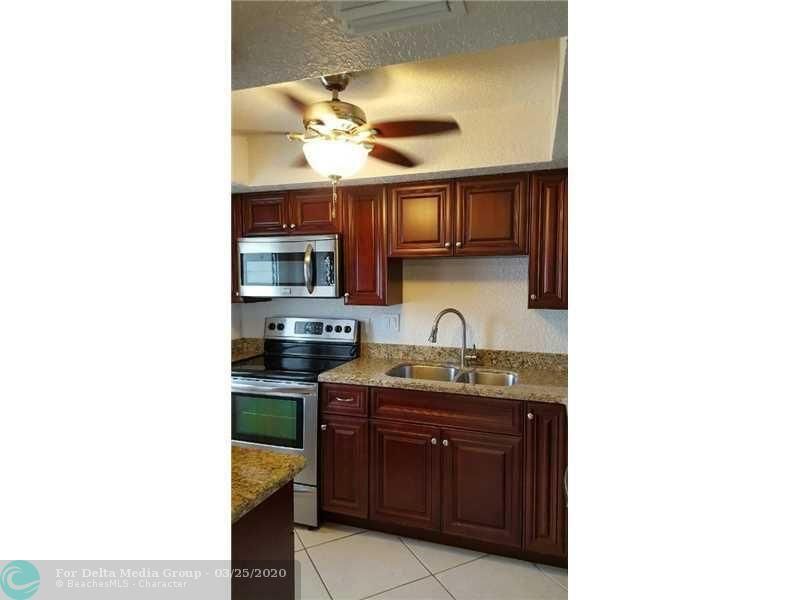 5800 Margate Boulevard, Unit 725, Margate, FL 33063 Photo