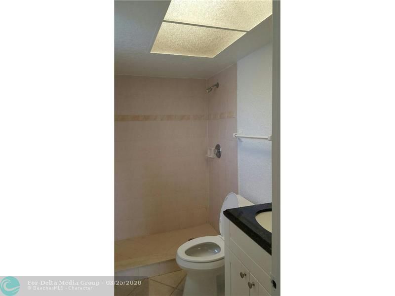 5800 Margate Boulevard, Unit 725, Margate, FL 33063 Photo