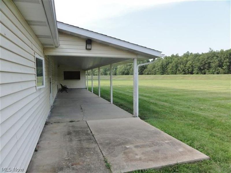 474 E Main Street, Brewster, OH 44613 Photo 16