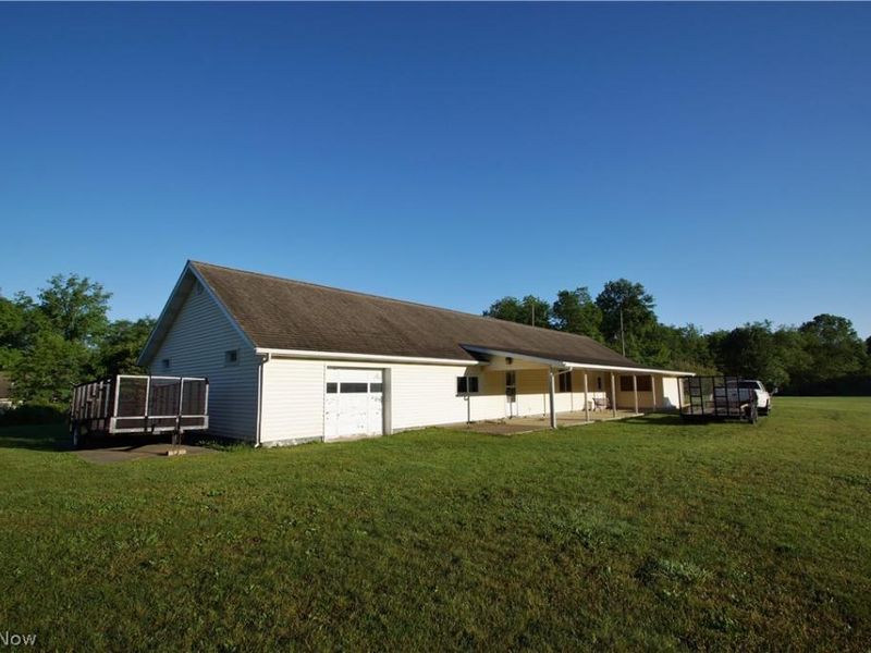 474 E Main Street, Brewster, OH 44613 Photo 3