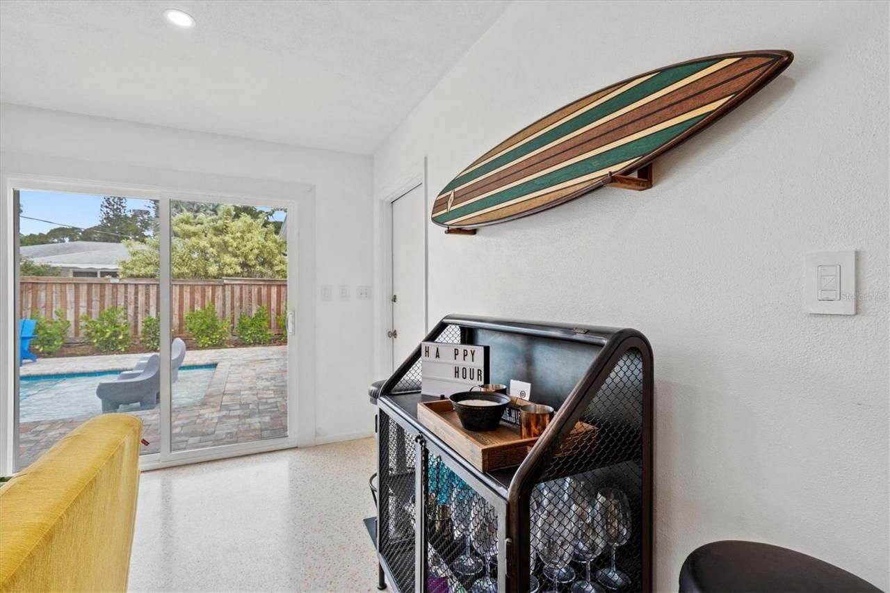 2473 Davis Boulevard, Sarasota, FL 34237 Photo