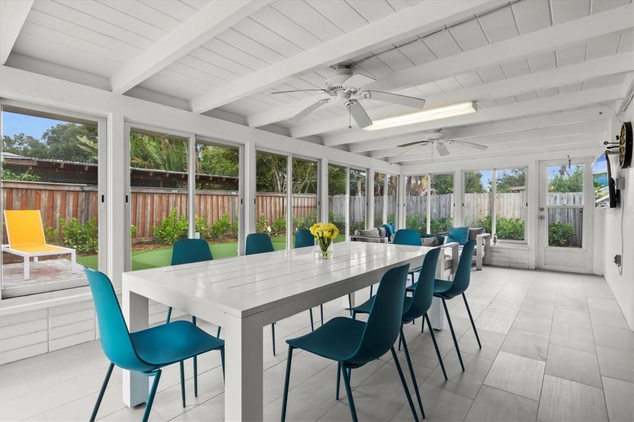 2473 Davis Boulevard, Sarasota, FL 34237 Photo