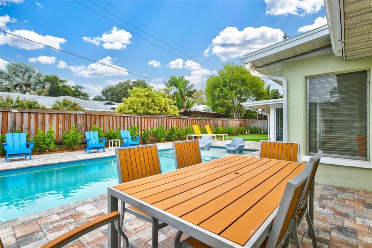 2473 Davis Boulevard, Sarasota, FL 34237 Photo