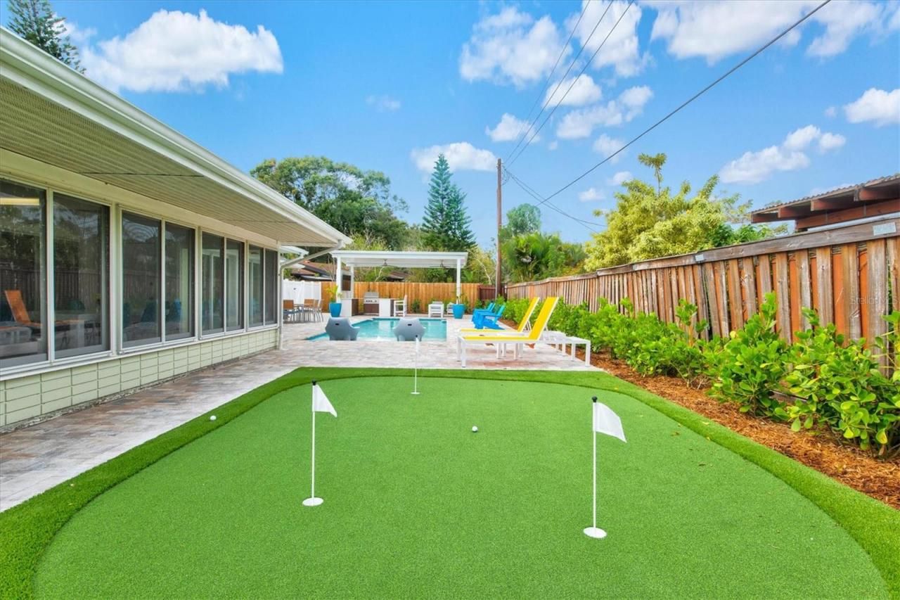 2473 Davis Boulevard, Sarasota, FL 34237 Photo