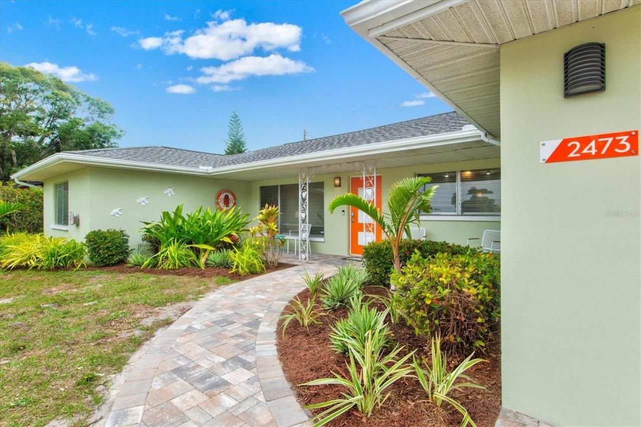 2473 Davis Boulevard, Sarasota, FL 34237 Photo