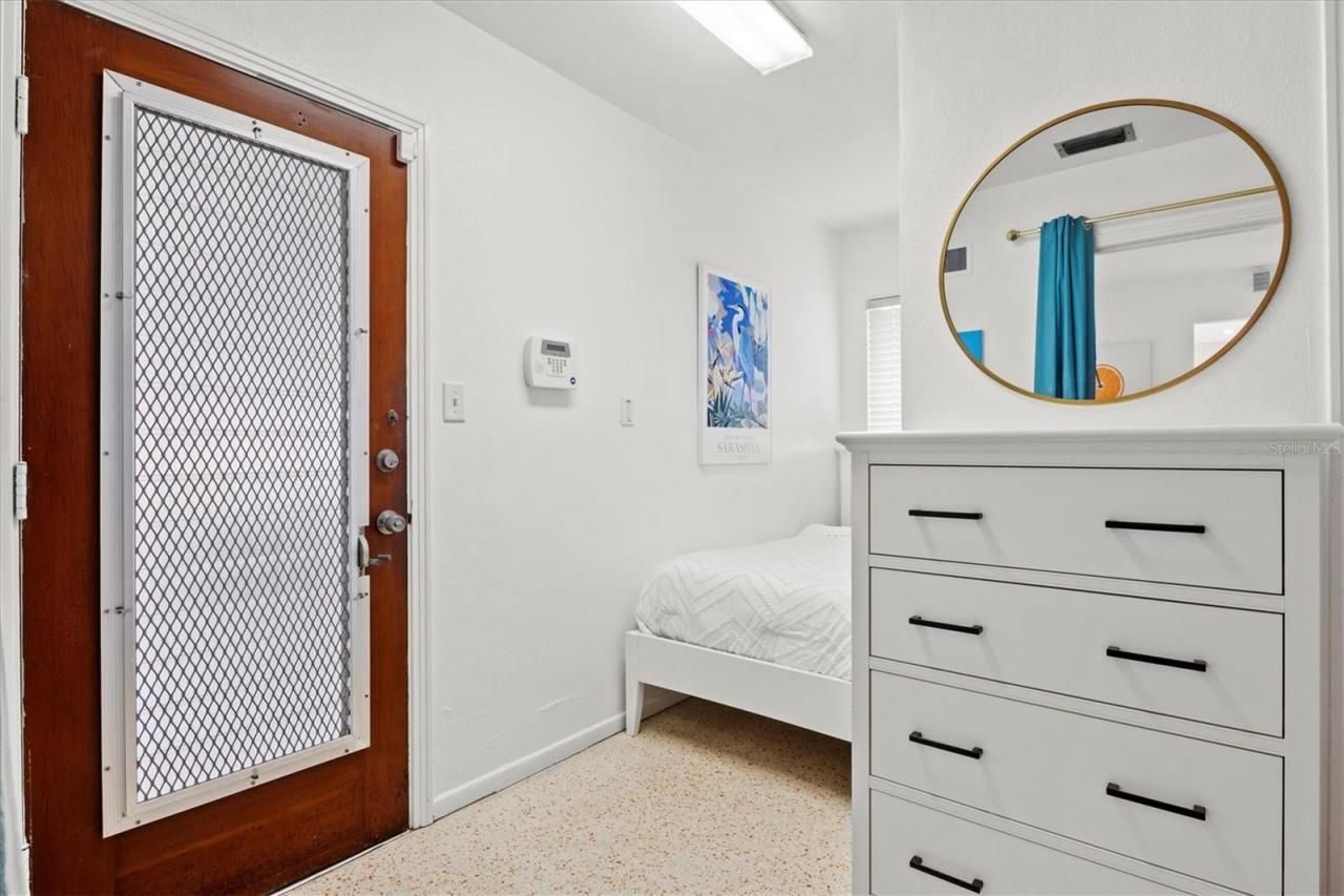 2473 Davis Boulevard, Sarasota, FL 34237 Photo