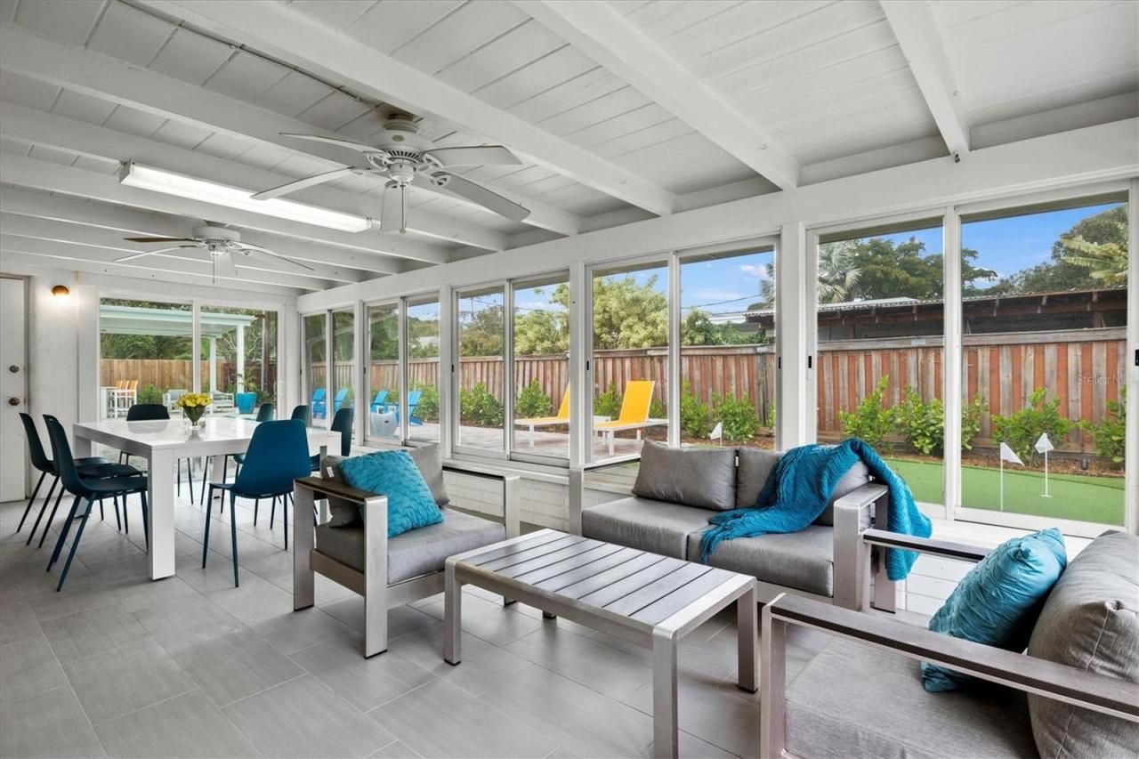 2473 Davis Boulevard, Sarasota, FL 34237 Photo