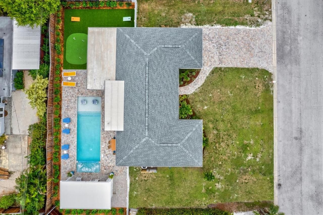 2473 Davis Boulevard, Sarasota, FL 34237 Photo