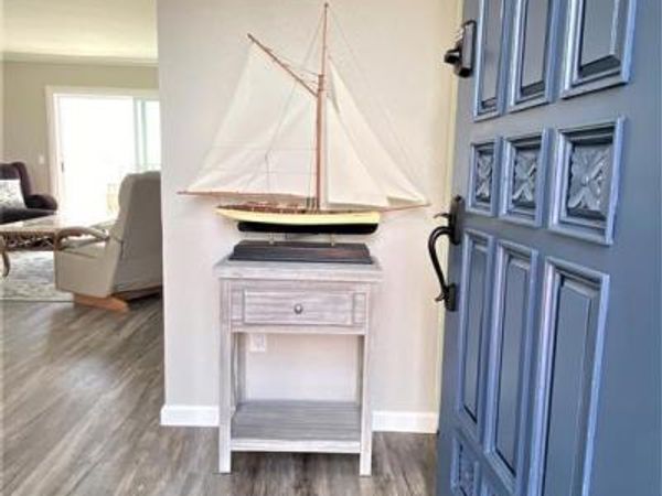 6677 Paseo Del Norte, Unit B, Carlsbad, CA 92011