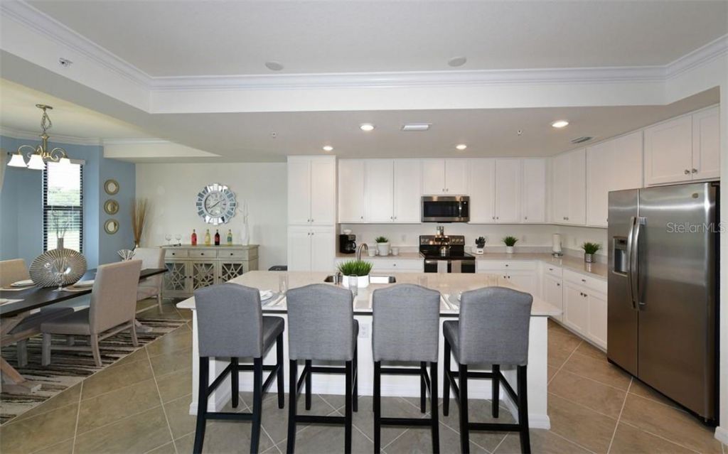 17520 Gawthrop Drive, Unit 203, Lakewood Ranch, FL 34211 Photo