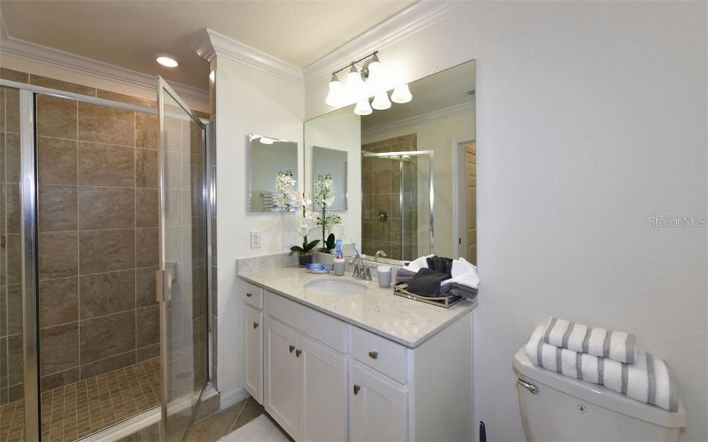 17520 Gawthrop Drive, Unit 203, Lakewood Ranch, FL 34211 Photo