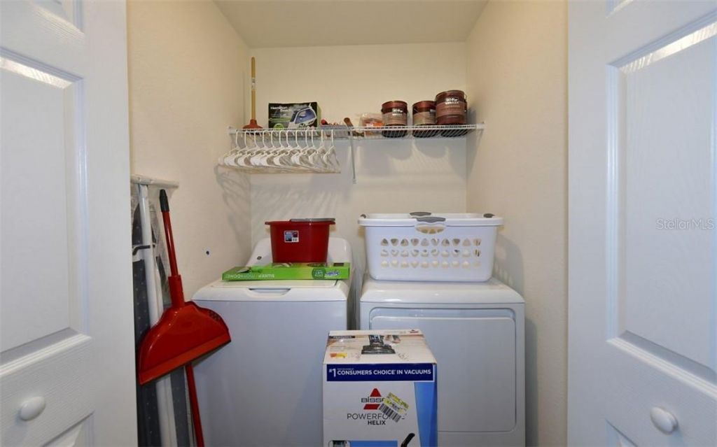 17520 Gawthrop Drive, Unit 203, Lakewood Ranch, FL 34211 Photo