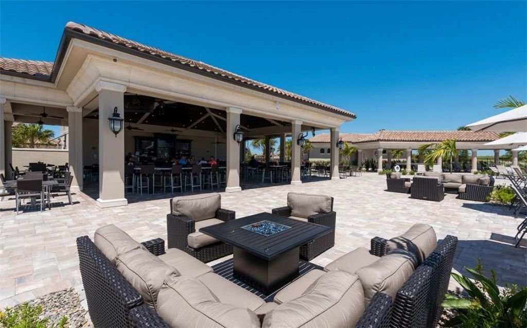 17520 Gawthrop Drive, Unit 203, Lakewood Ranch, FL 34211 Photo