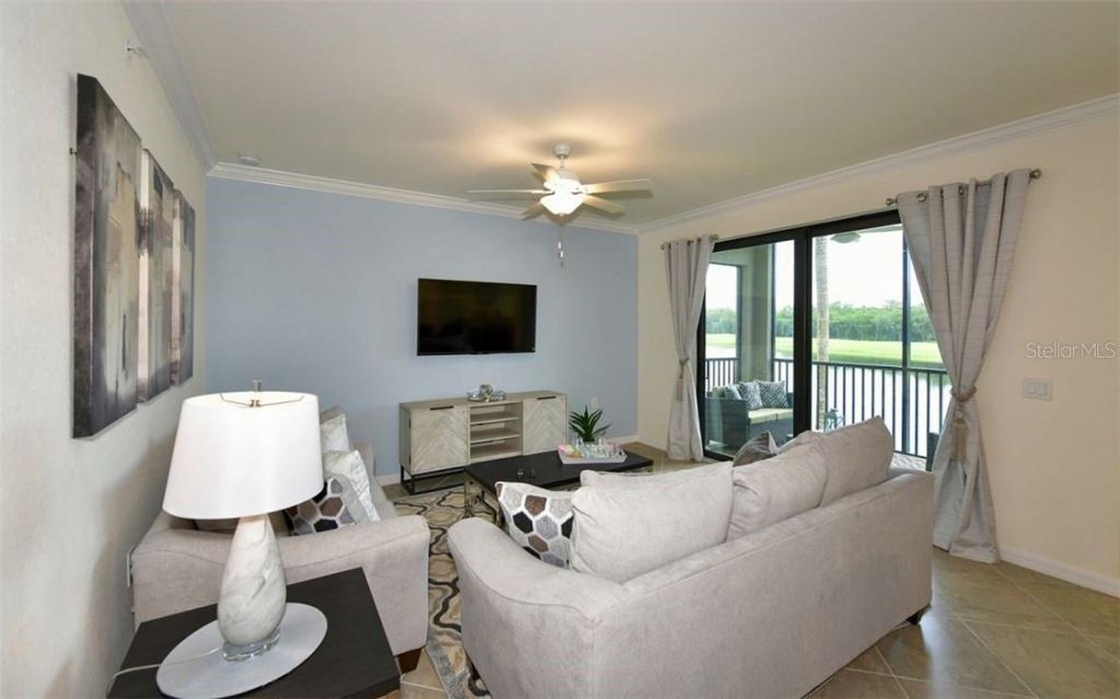 17520 Gawthrop Drive, Unit 203, Lakewood Ranch, FL 34211 Photo