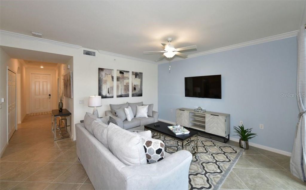 17520 Gawthrop Drive, Unit 203, Lakewood Ranch, FL 34211 Photo