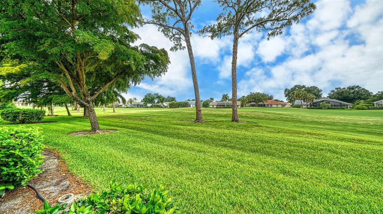 6281 Timberlake Drive, Unit H6, Sarasota, FL 34243 Photo