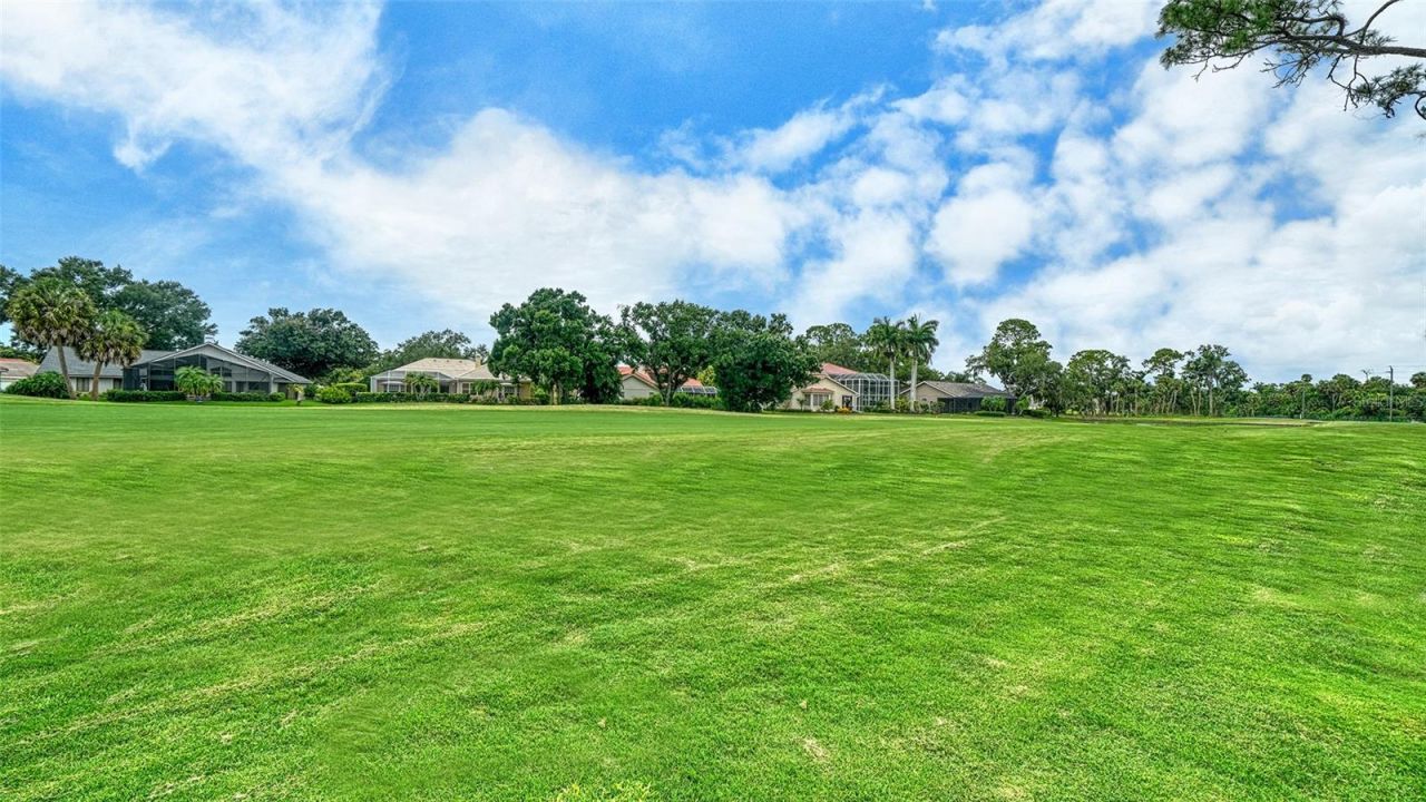 6281 Timberlake Drive, Unit H6, Sarasota, FL 34243 Photo