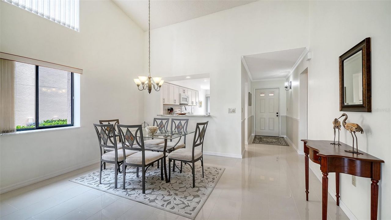 6281 Timberlake Drive, Unit H6, Sarasota, FL 34243 Photo