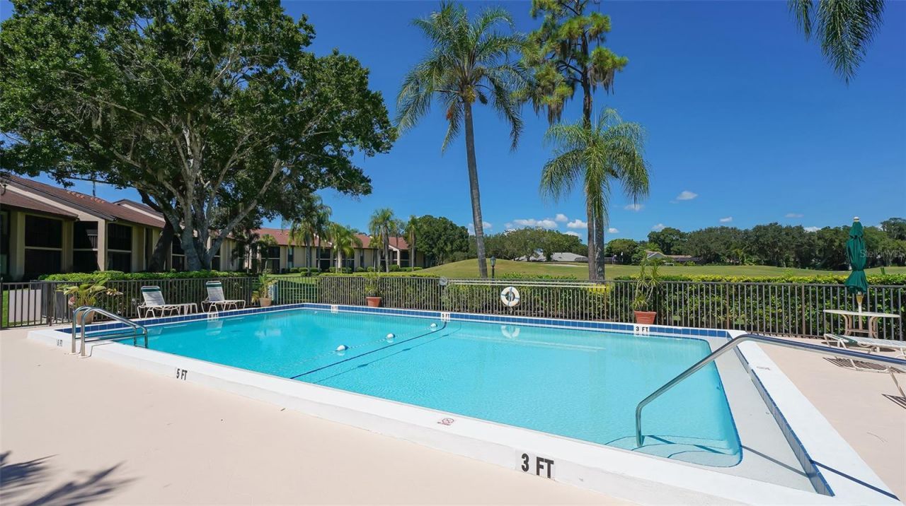 6281 Timberlake Drive, Unit H6, Sarasota, FL 34243 Photo