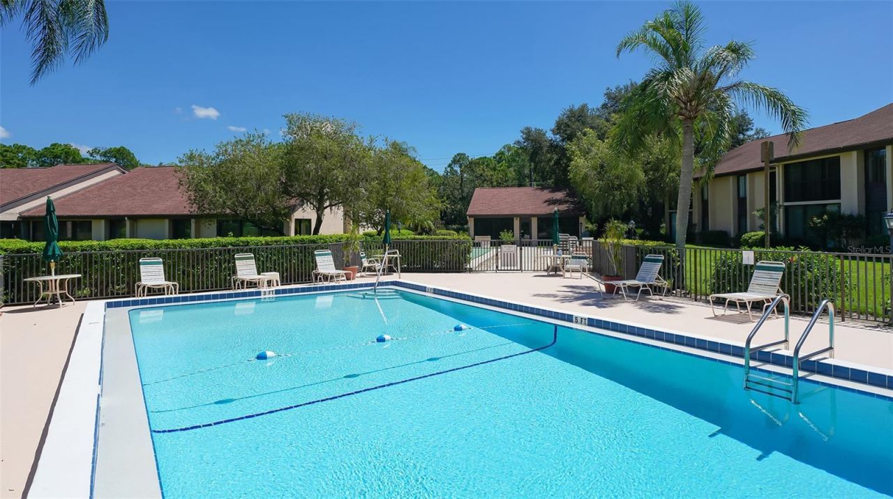 6281 Timberlake Drive, Unit H6, Sarasota, FL 34243 Photo