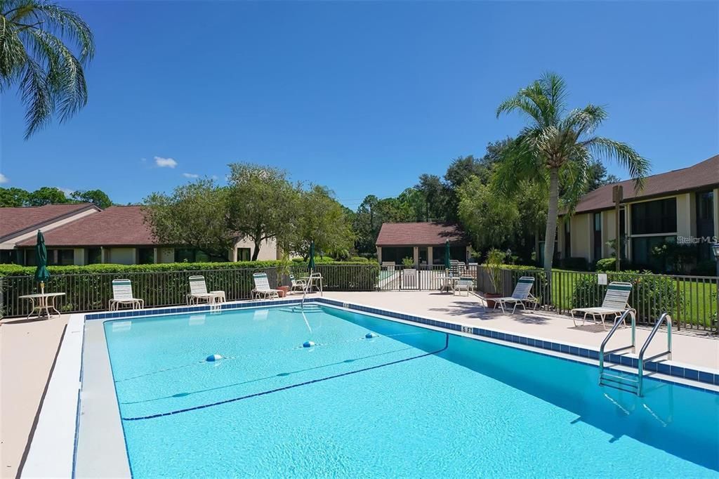 6281 Timberlake Drive, Unit H6, Sarasota, FL 34243 Photo