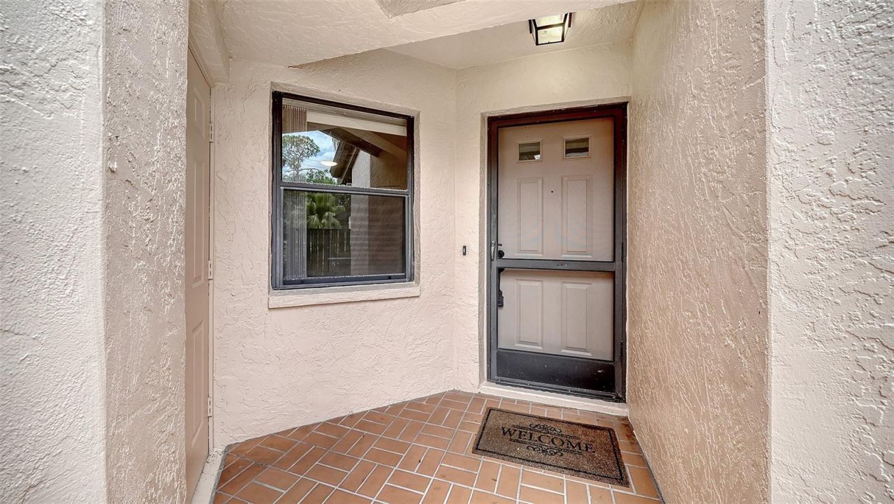 6281 Timberlake Drive, Unit H6, Sarasota, FL 34243 Photo